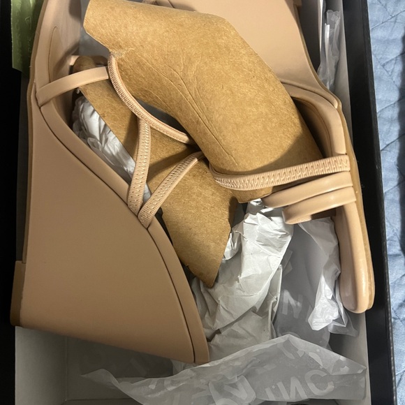 Tan Wedge Sandals with Strappy Design and Medium Heel